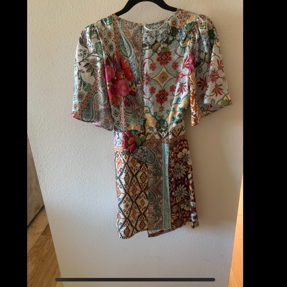 Spring mini dress - Picture 2 of 2